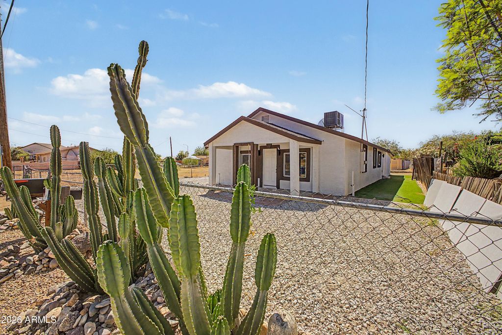 Photo of 13210 N B Street, El Mirage, AZ 85335 (MLS # 7014439)