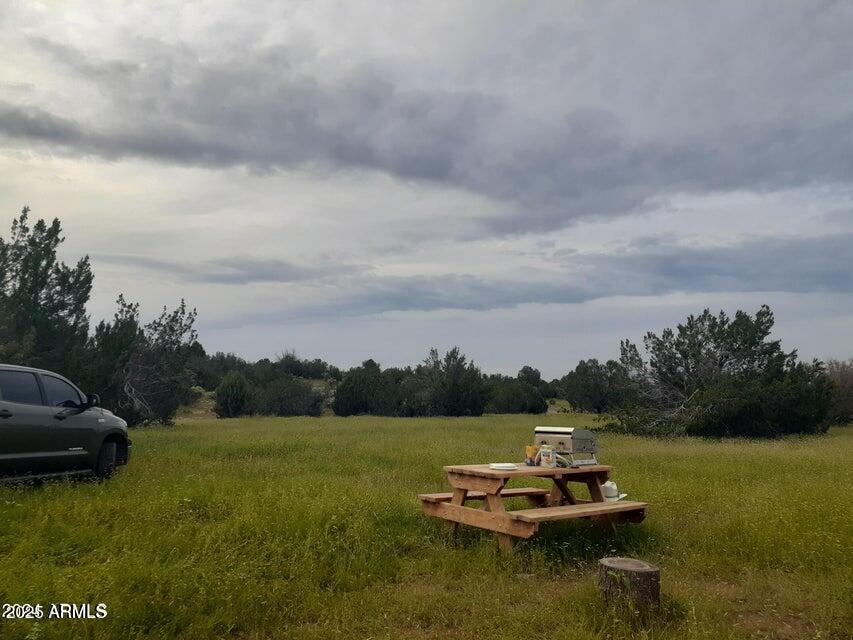 32018 W CALLE INES Parkway -