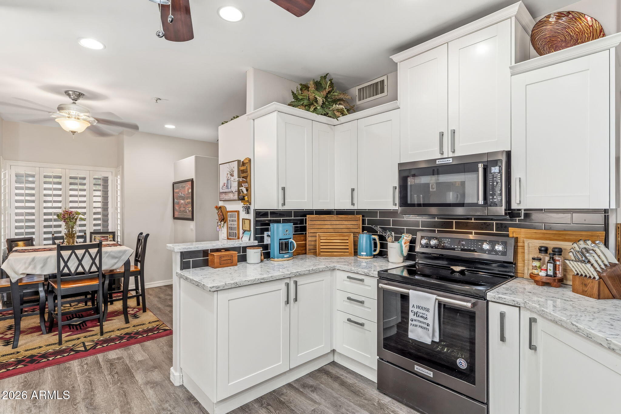 11011 N ZEPHYR Drive 105