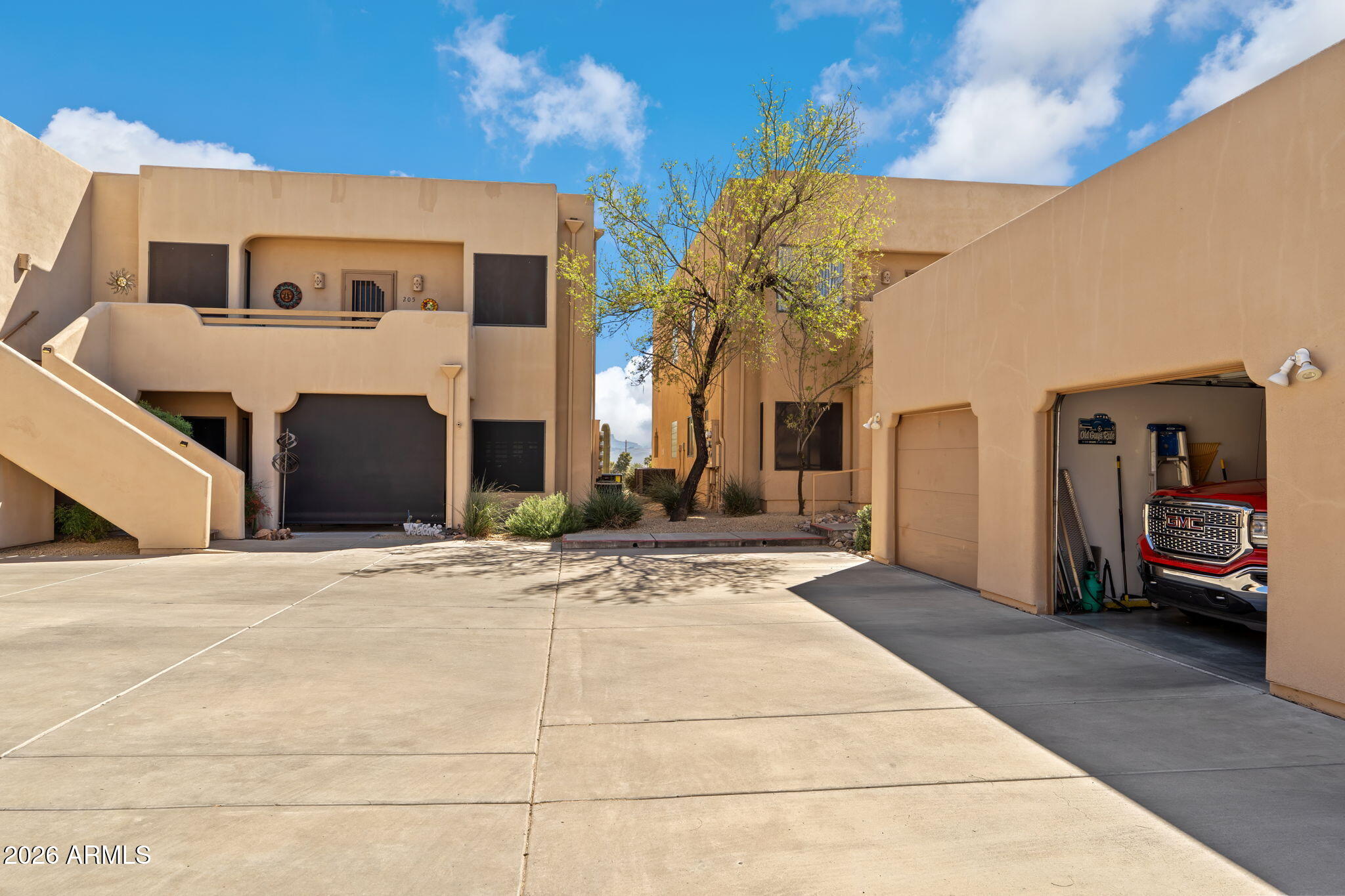 SAGUARO RIDGE CONDOMINIUMS - Residential