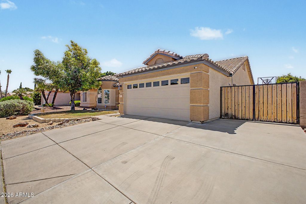 Photo of 4761 W Ponderosa Lane, Glendale, AZ 85308 (MLS # 7029628)