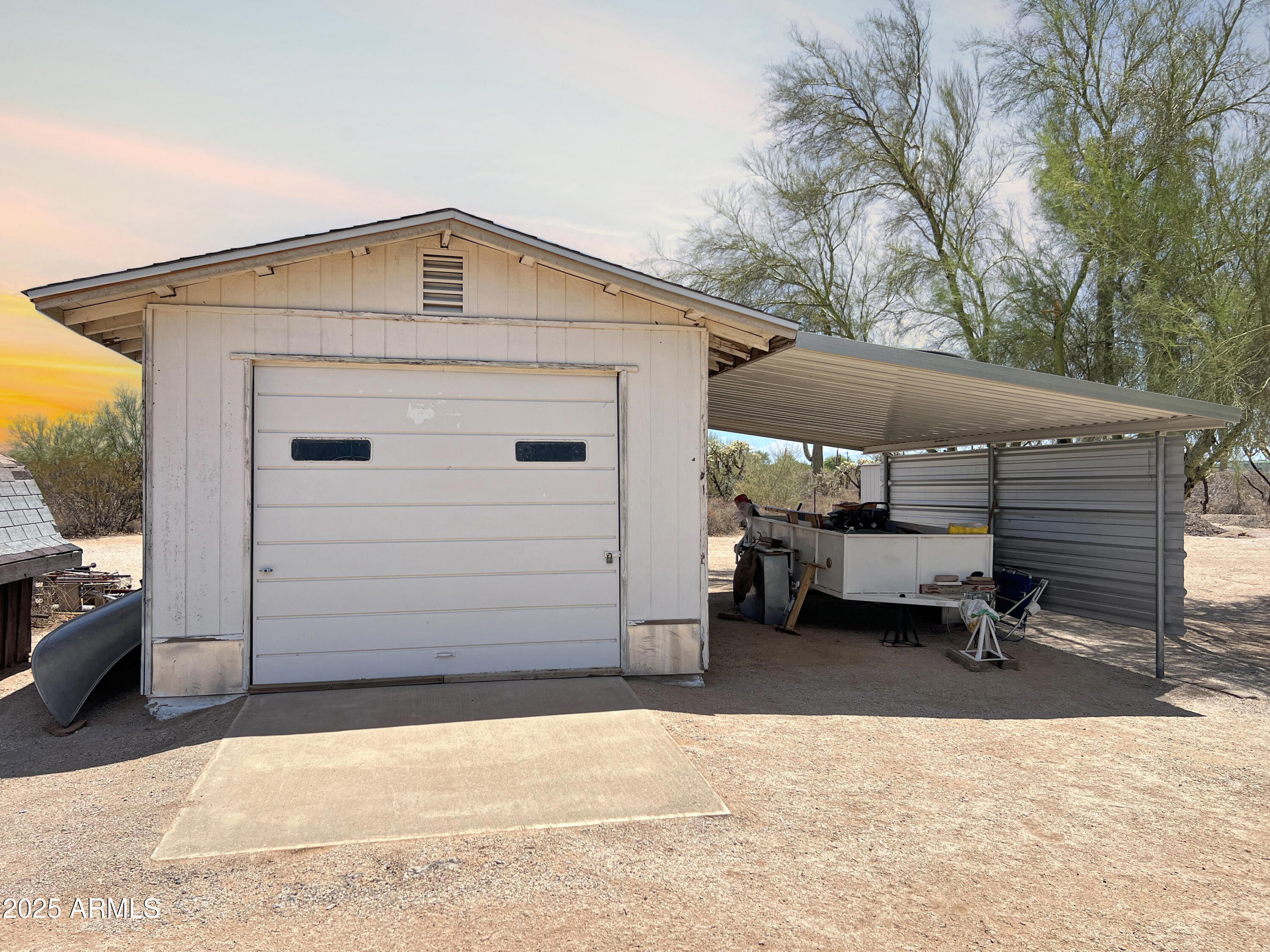 8865 N PAGE Road