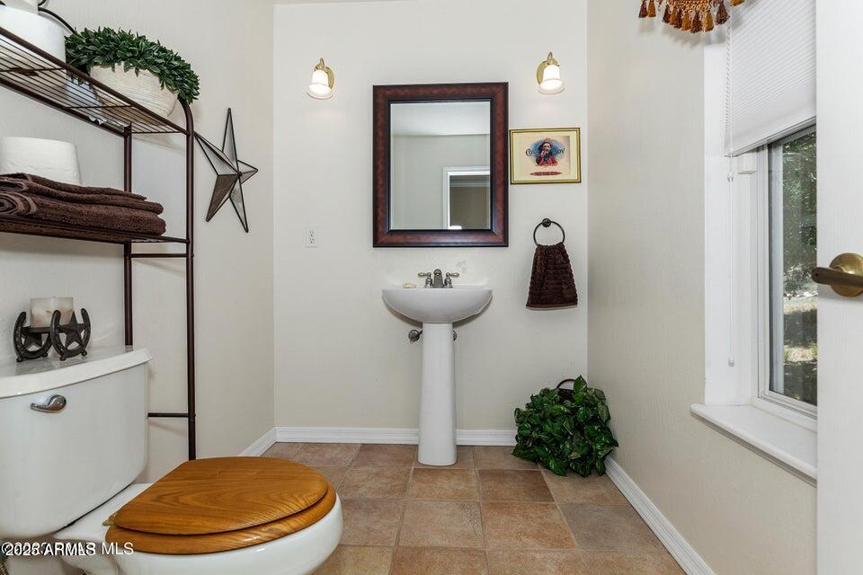 CHINO LAKES UNIT 1 - Residential
