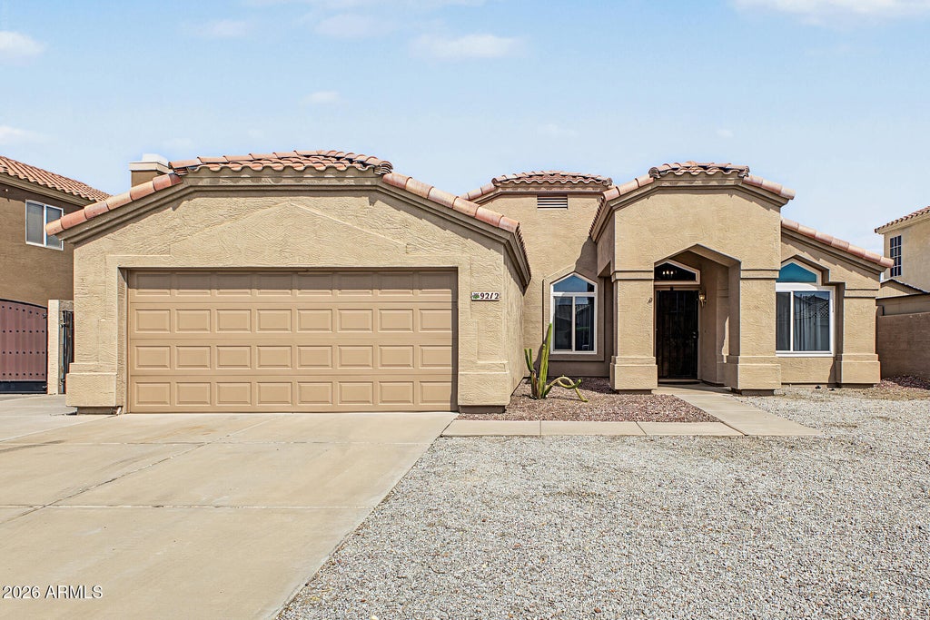 Photo of 9212 W John Cabot Road, Peoria, AZ 85382 (MLS # 7081719)