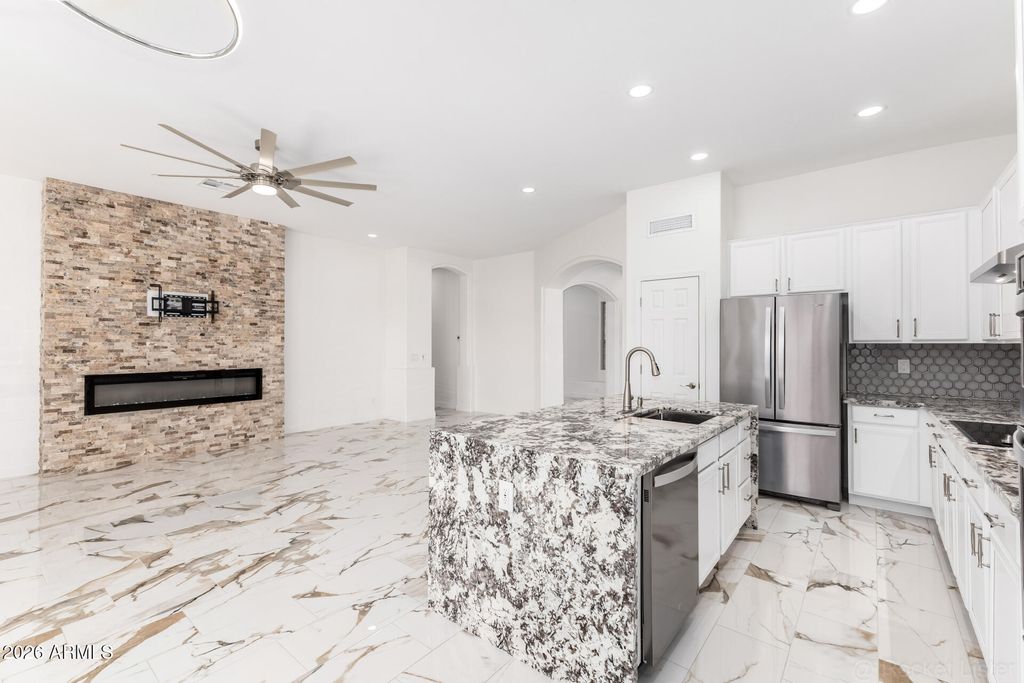 Photo of 11530 S Morningside Drive, Goodyear, AZ 85338 (MLS # 7001276)