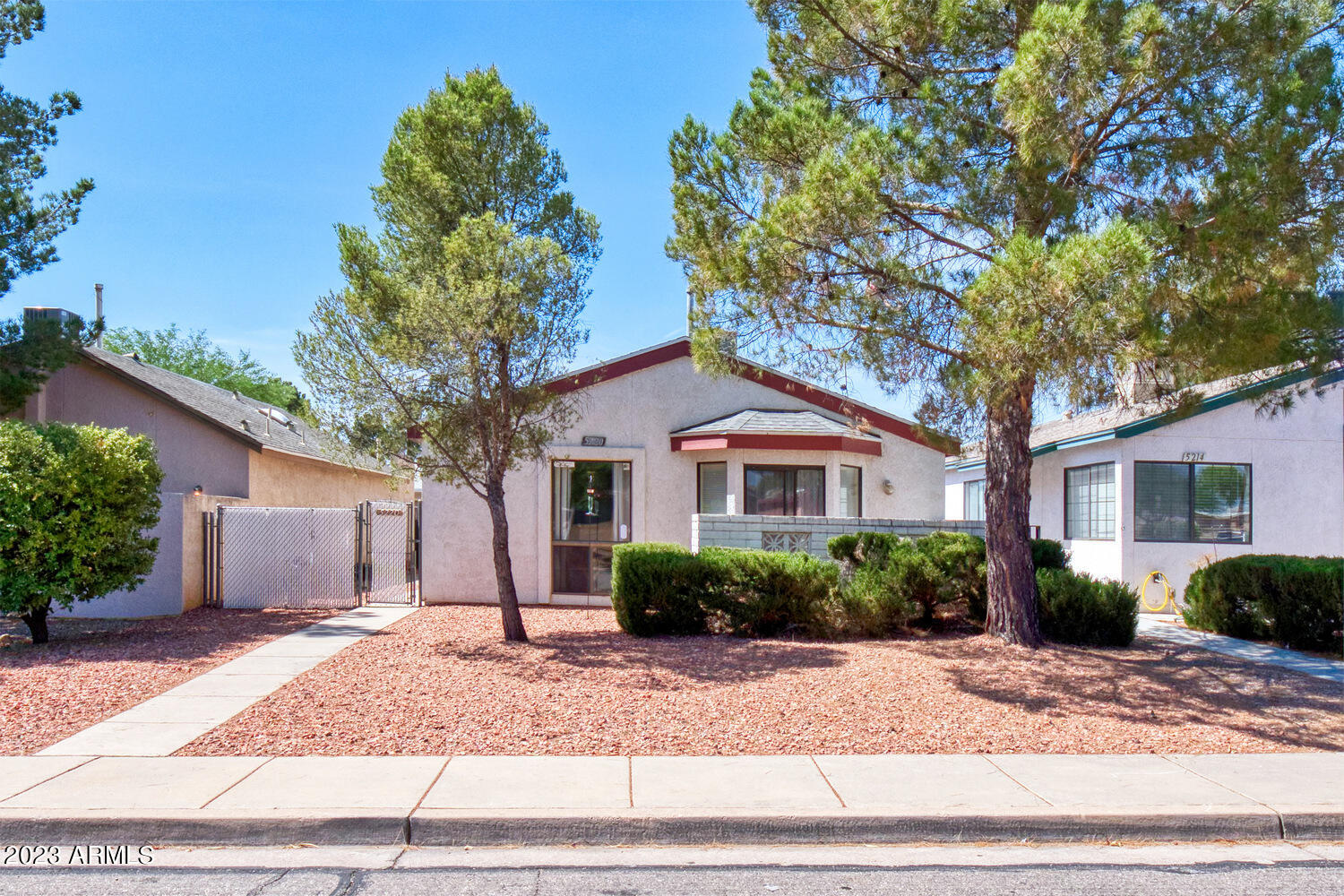 DESERT SHADOWS - Residential