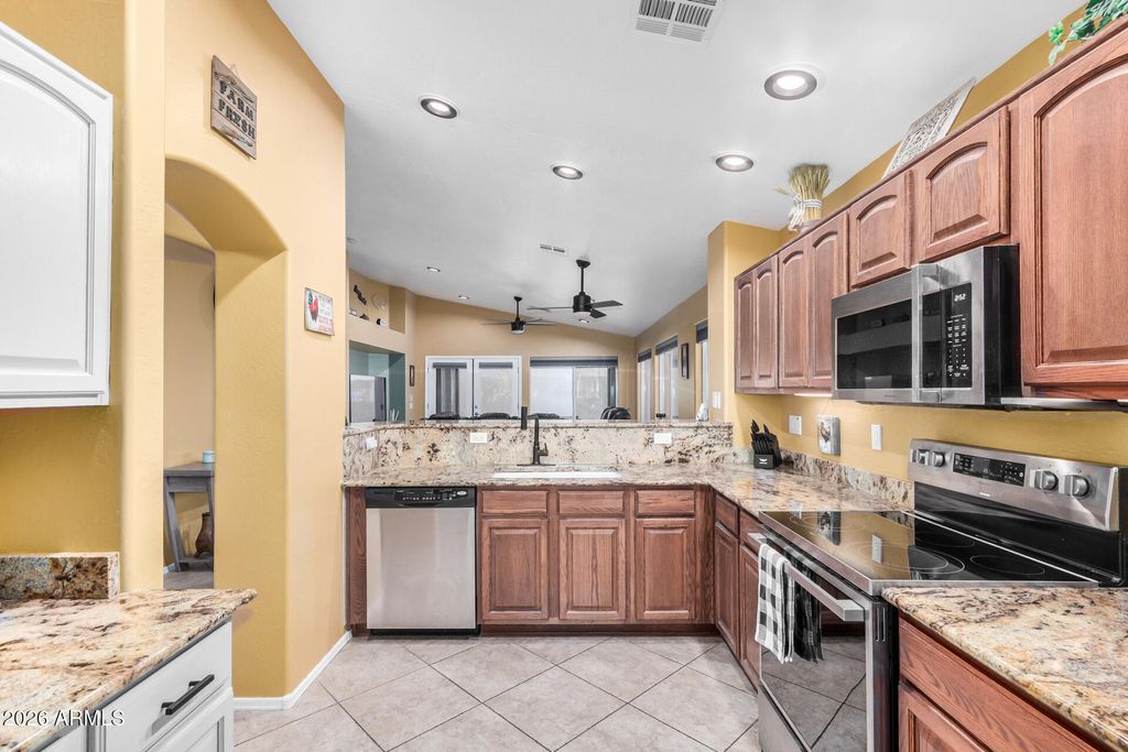 Photo of 542 N Santiago Trail, Casa Grande, AZ 85194 (MLS # 6972584)