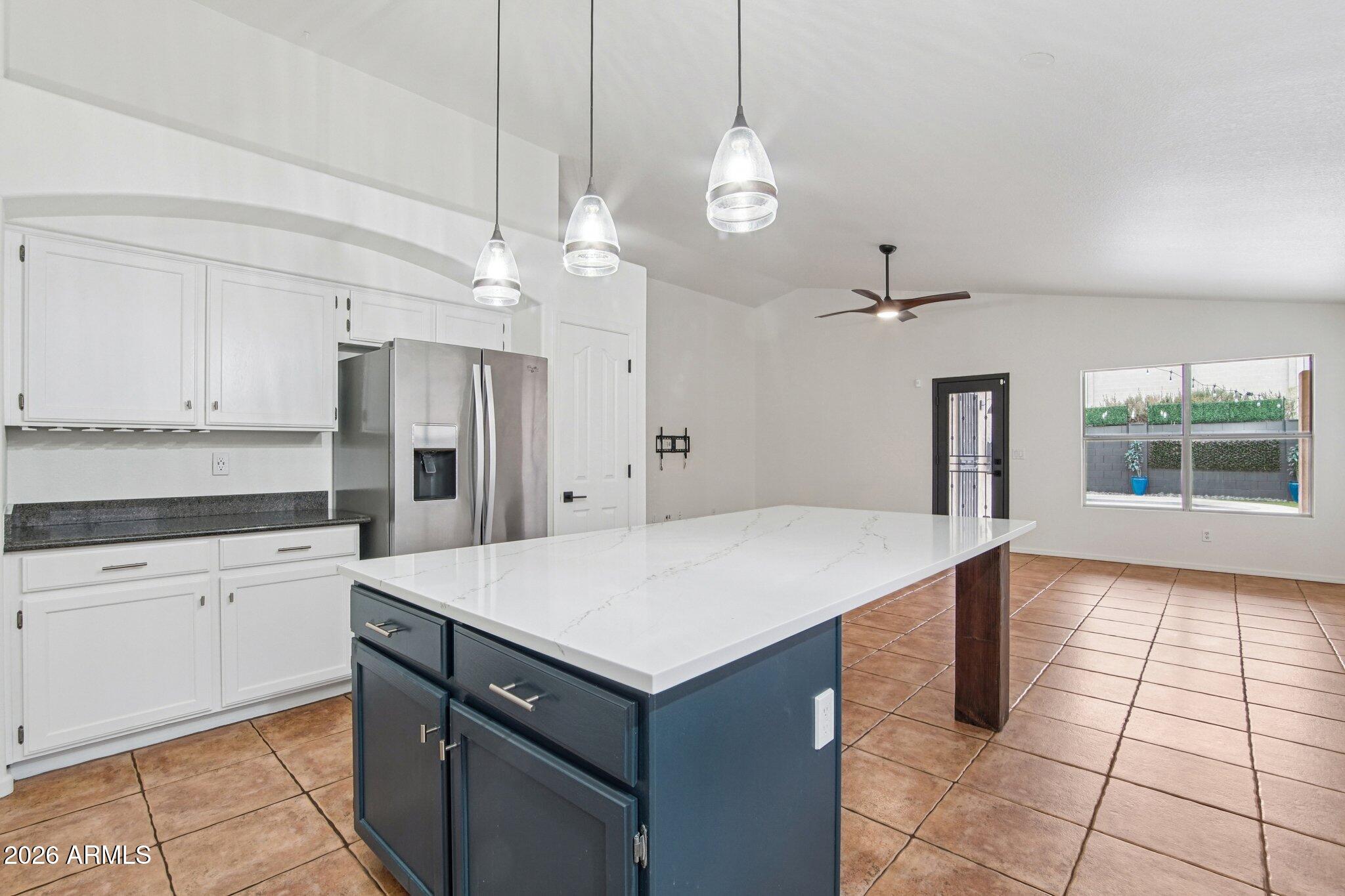 3232 E BROOKWOOD Court