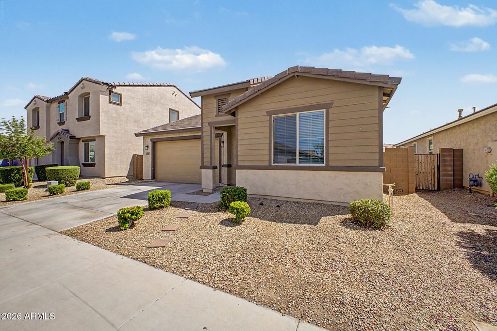 Photo of 10861 W Fillmore Street, Avondale, AZ 85323 (MLS # 7010676)