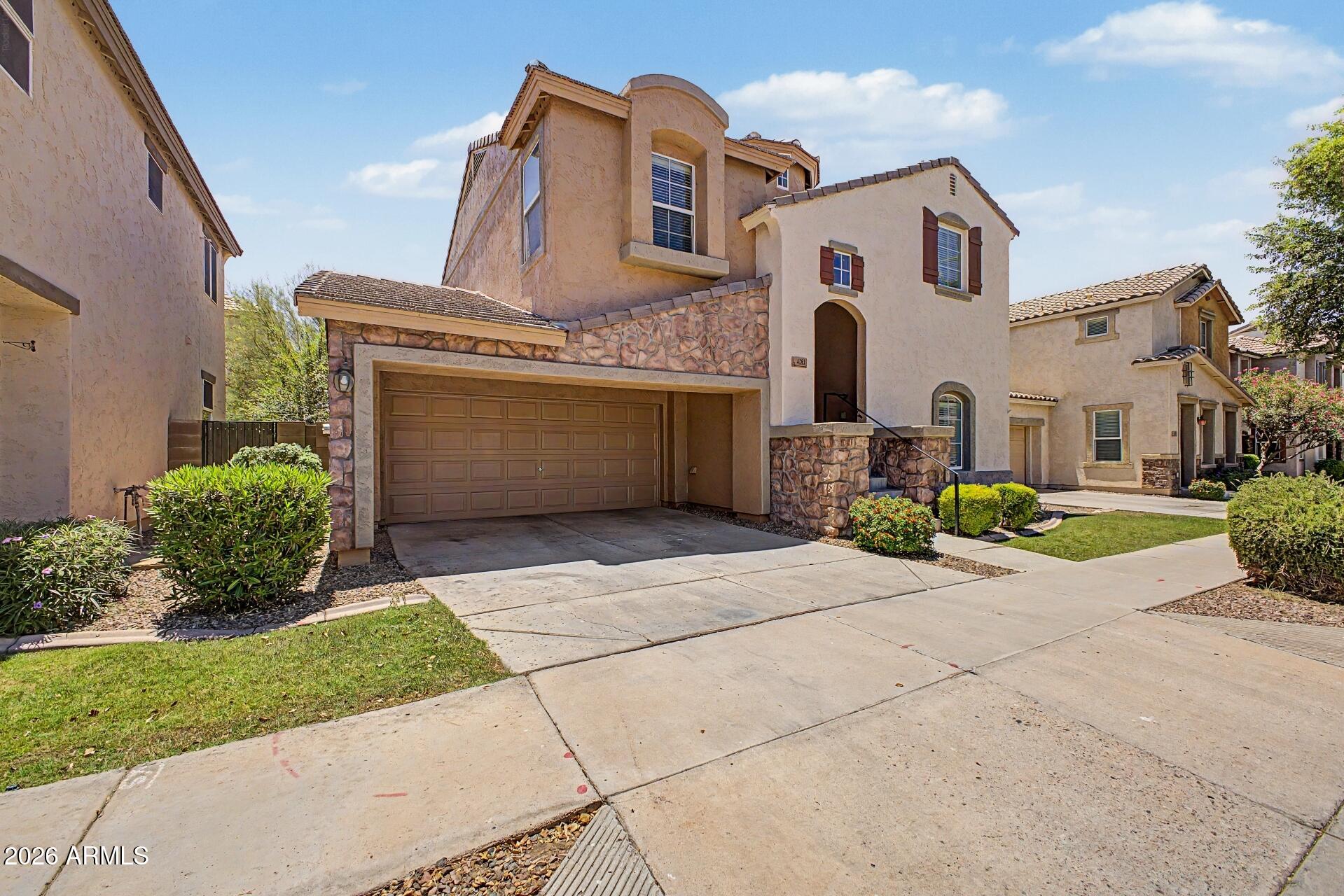 4281 E CARLA VISTA Drive