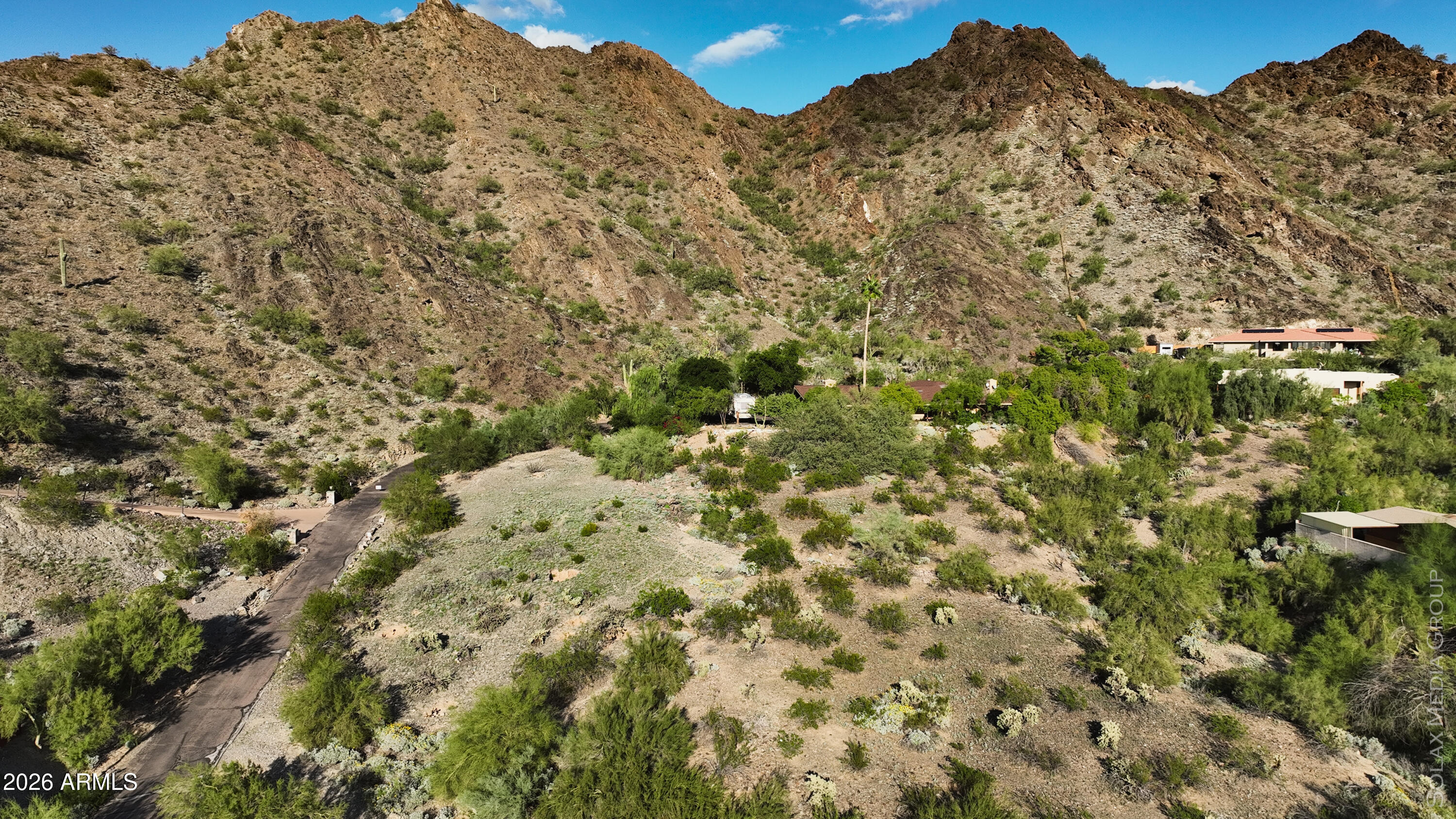 1836 E CINNABAR Avenue '''-'''