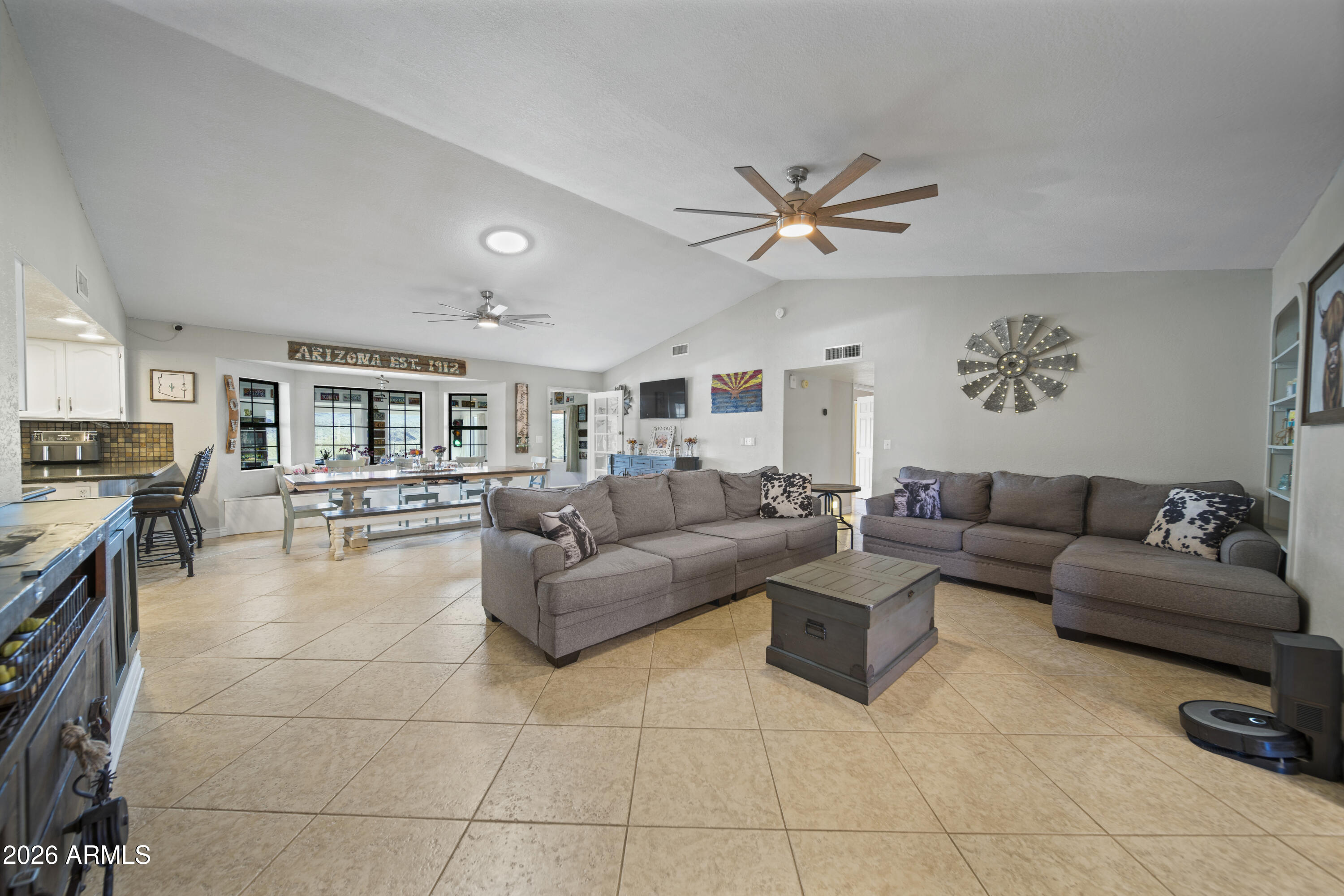 Homes for Sale in Queen Creek Arizona 3 28432 W HIGHWAY 60 --