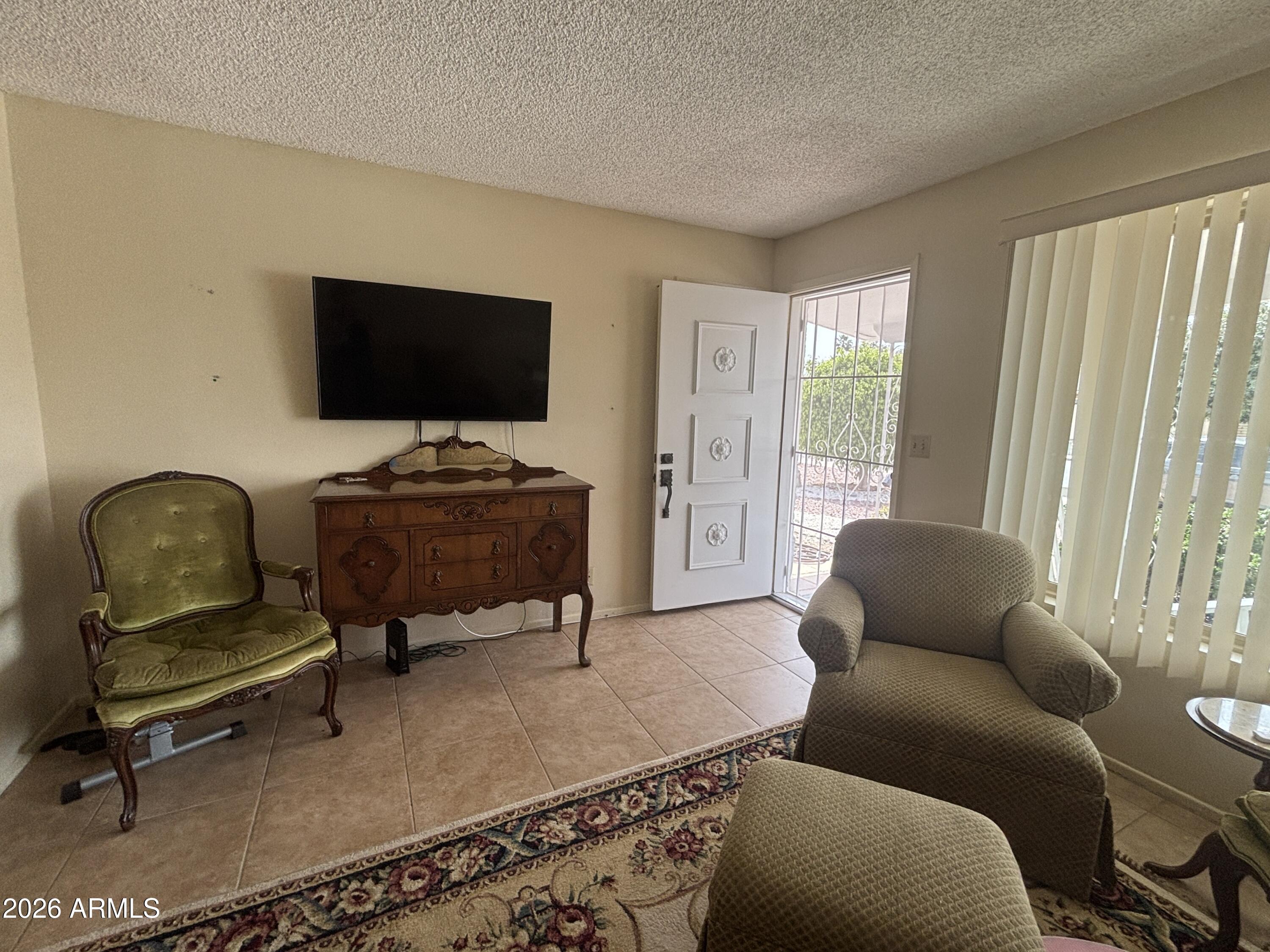 4620 E DRAGOON Avenue