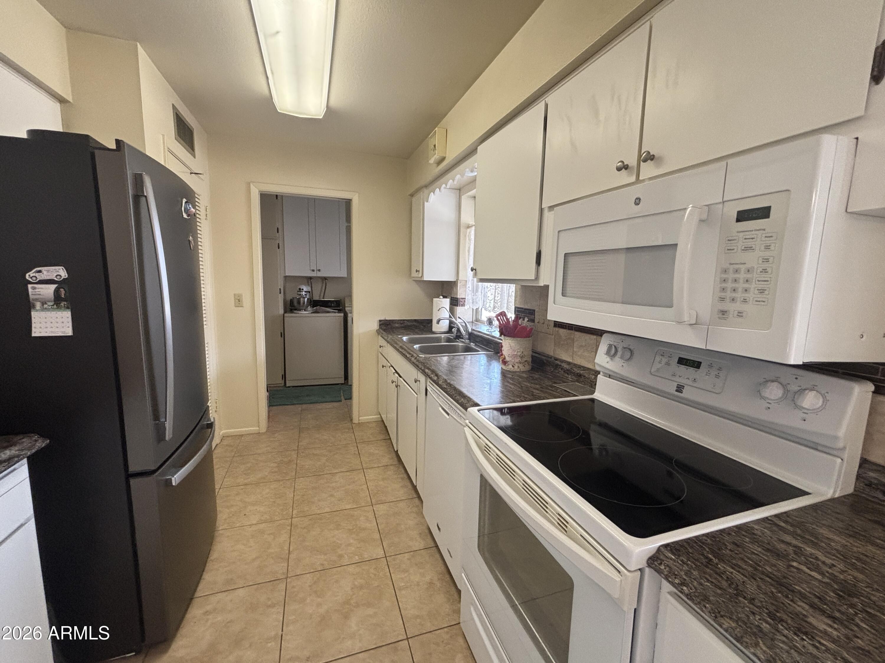 4620 E DRAGOON Avenue