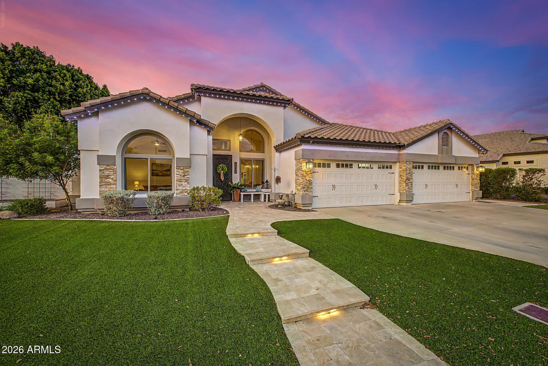 7034 W QUAIL Avenue