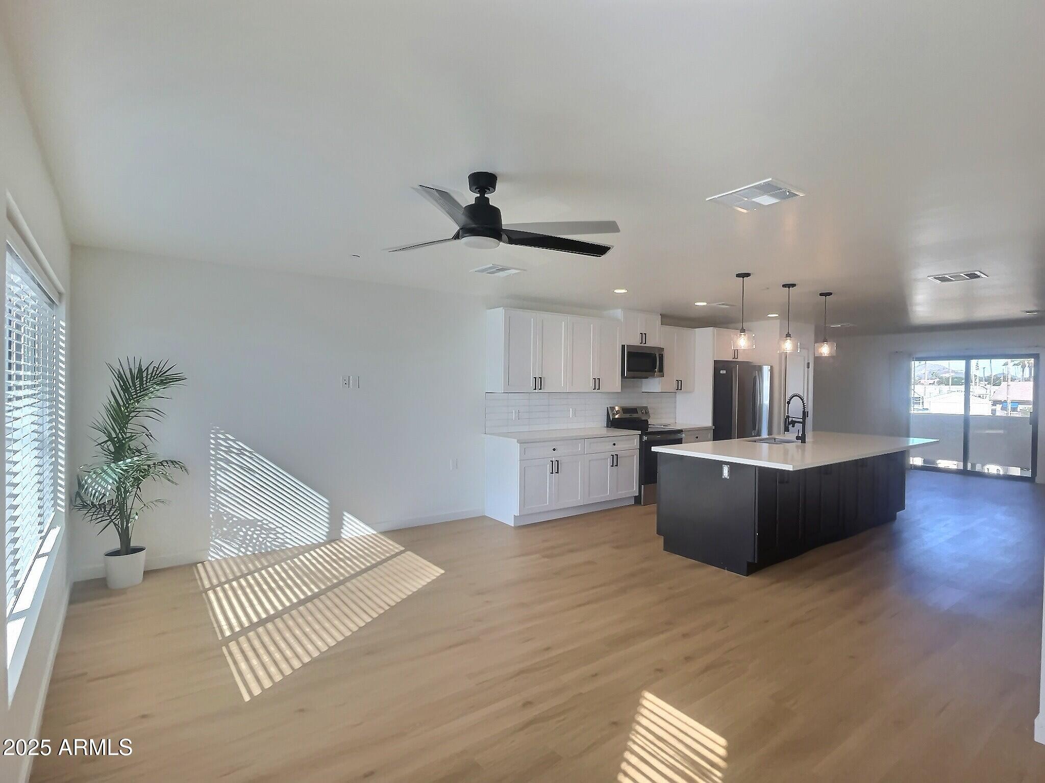 2502 E PARADISE Lane 2