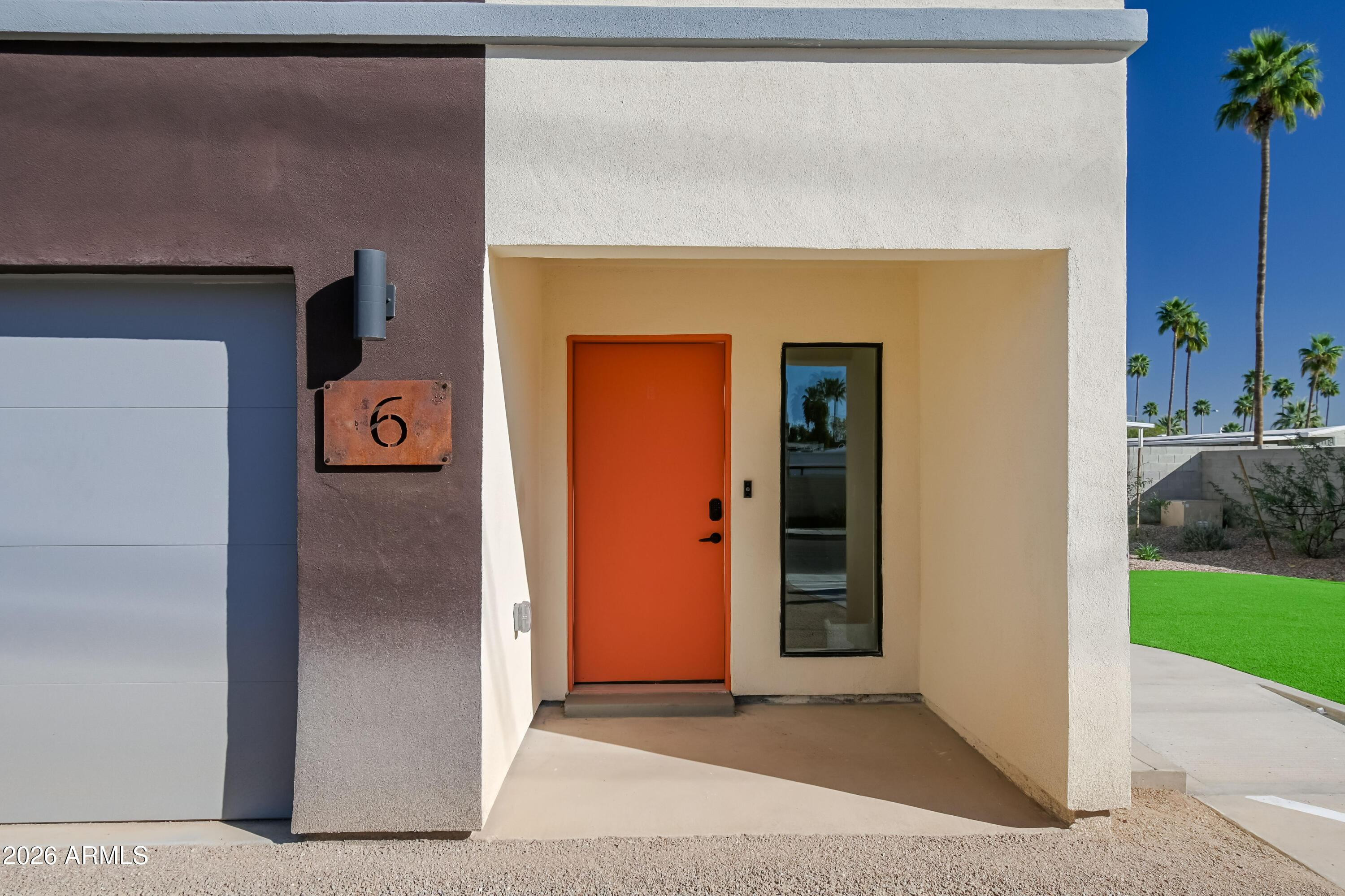 2502 E Paradise Lane Apt 2