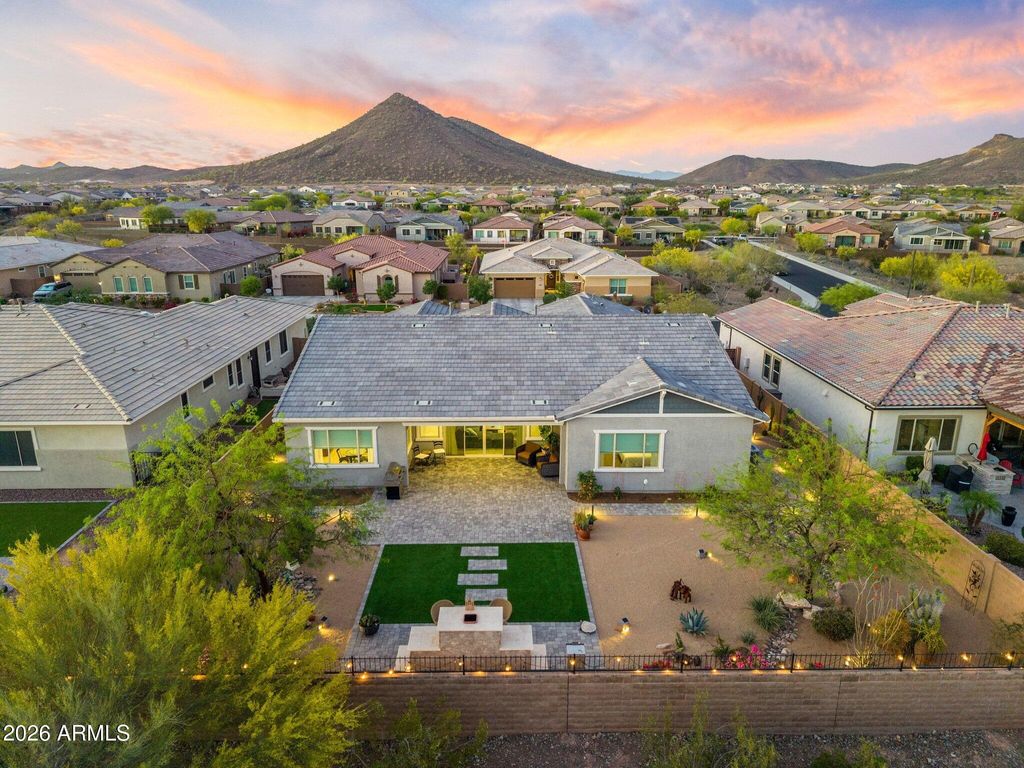 Photo of 12487 W Oyer Lane, Peoria, AZ 85383 (MLS # 7001316)