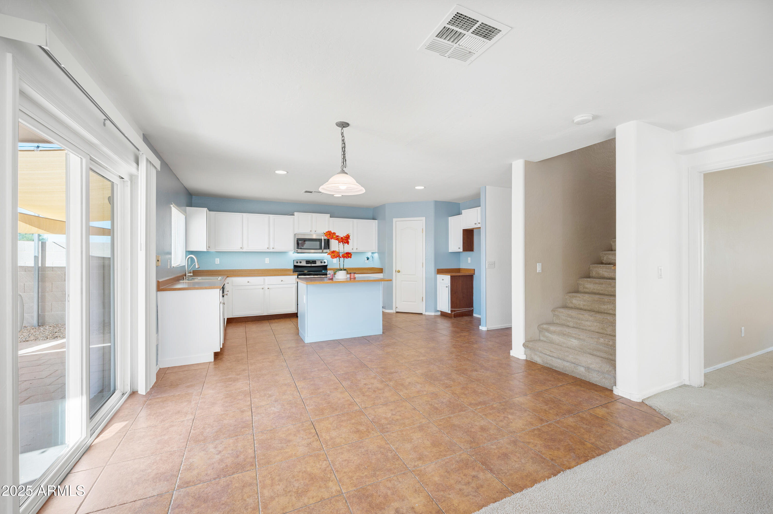 2381 E OLIVINE Road