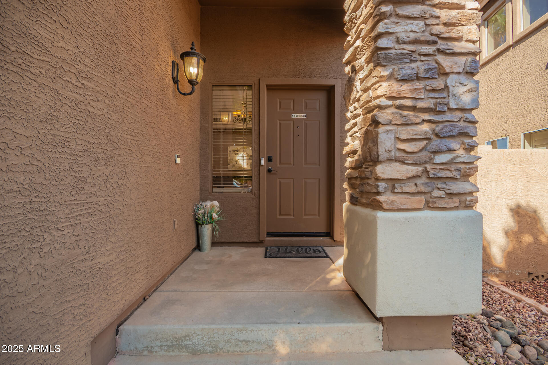 15944 W CENTRAL Street