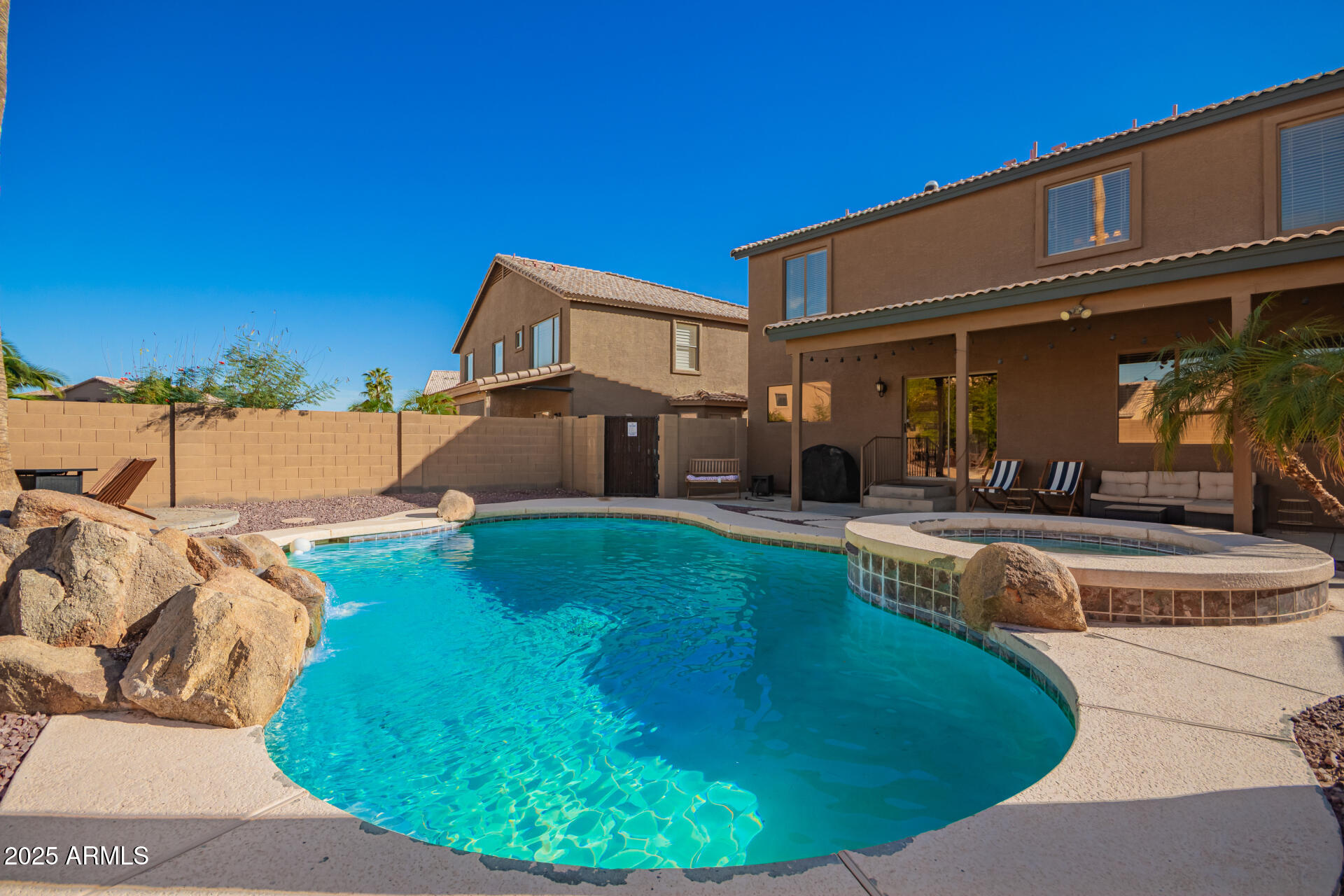 15944 W CENTRAL Street