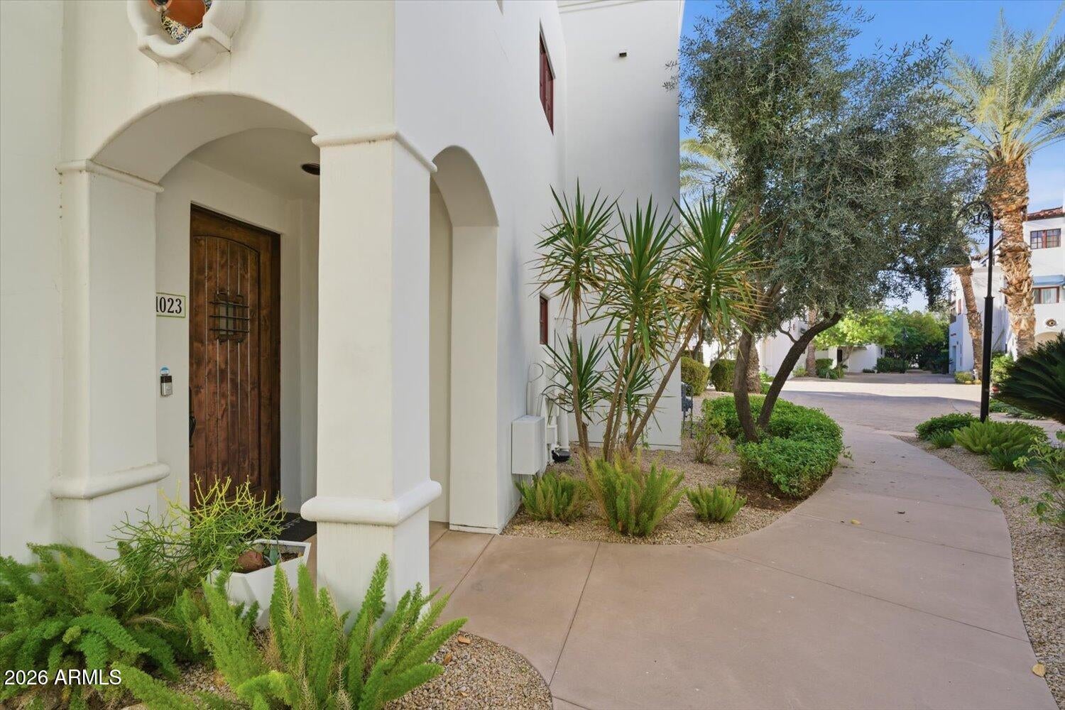 8333 E VIA PASEO DEL NORTE -- 1023