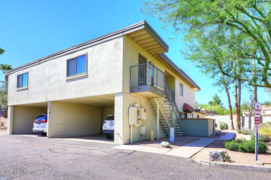 Photo of 14424 N Teakwood Lane #D, Fountain Hills, AZ 85268 (MLS # 6926911)