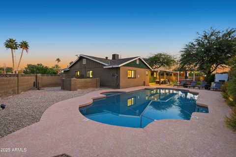 Photo of 8526 E Whitton Avenue, Scottsdale, AZ 85251 (MLS # 6953524)