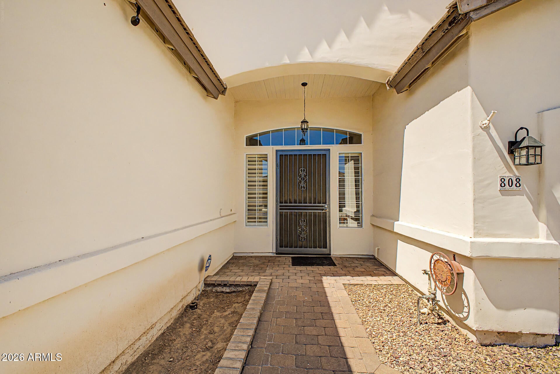 808 W CITRUS Way