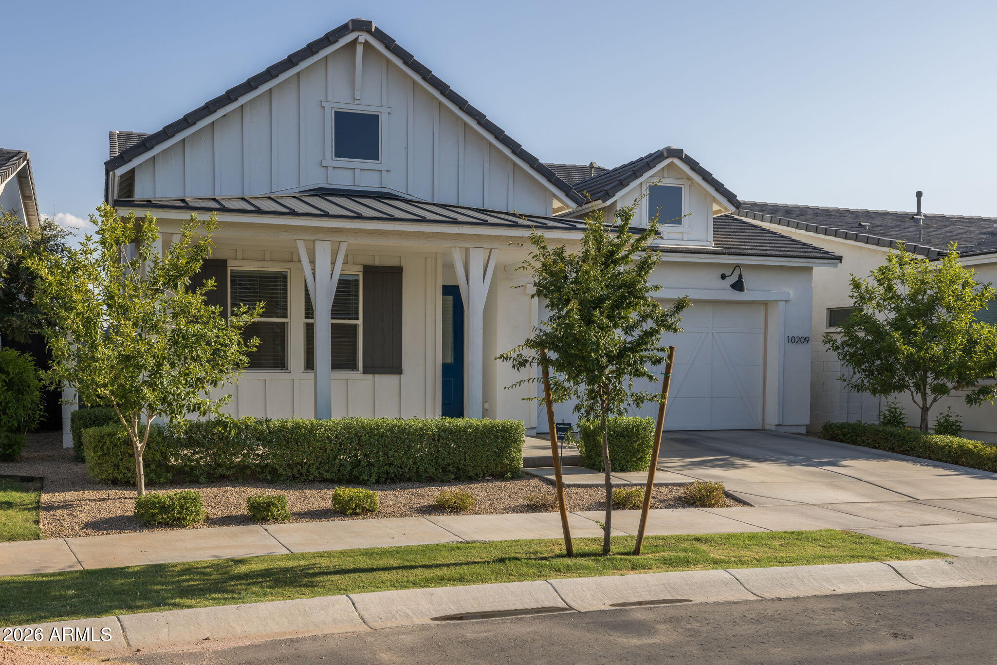 10209 E Thistle Avenue