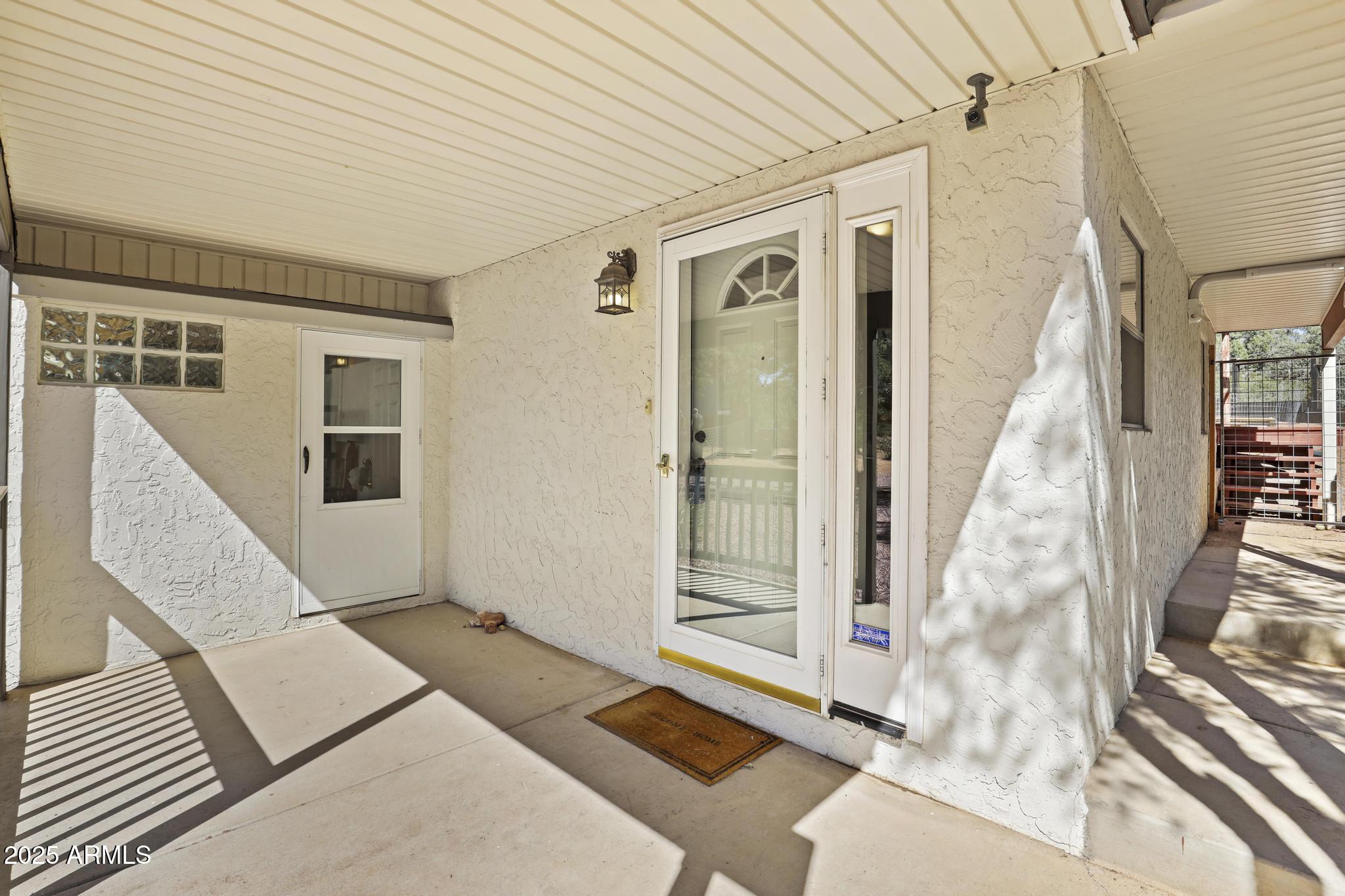 511 N Hemlock Circle