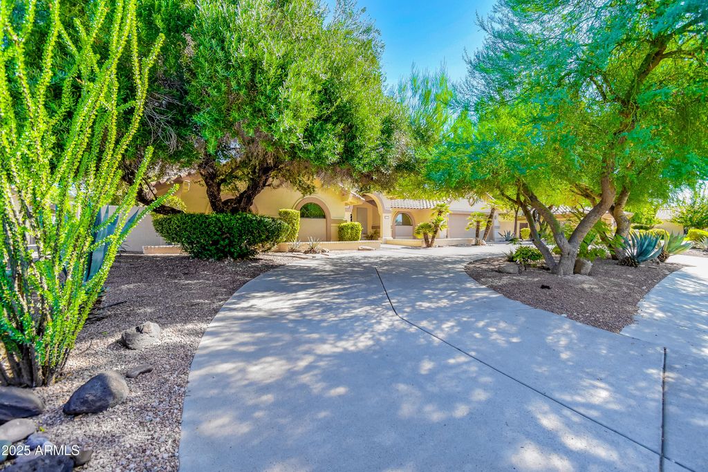 Photo of 4823 N Greentree Drive E, Litchfield Park, AZ 85340 (MLS # 6944367)