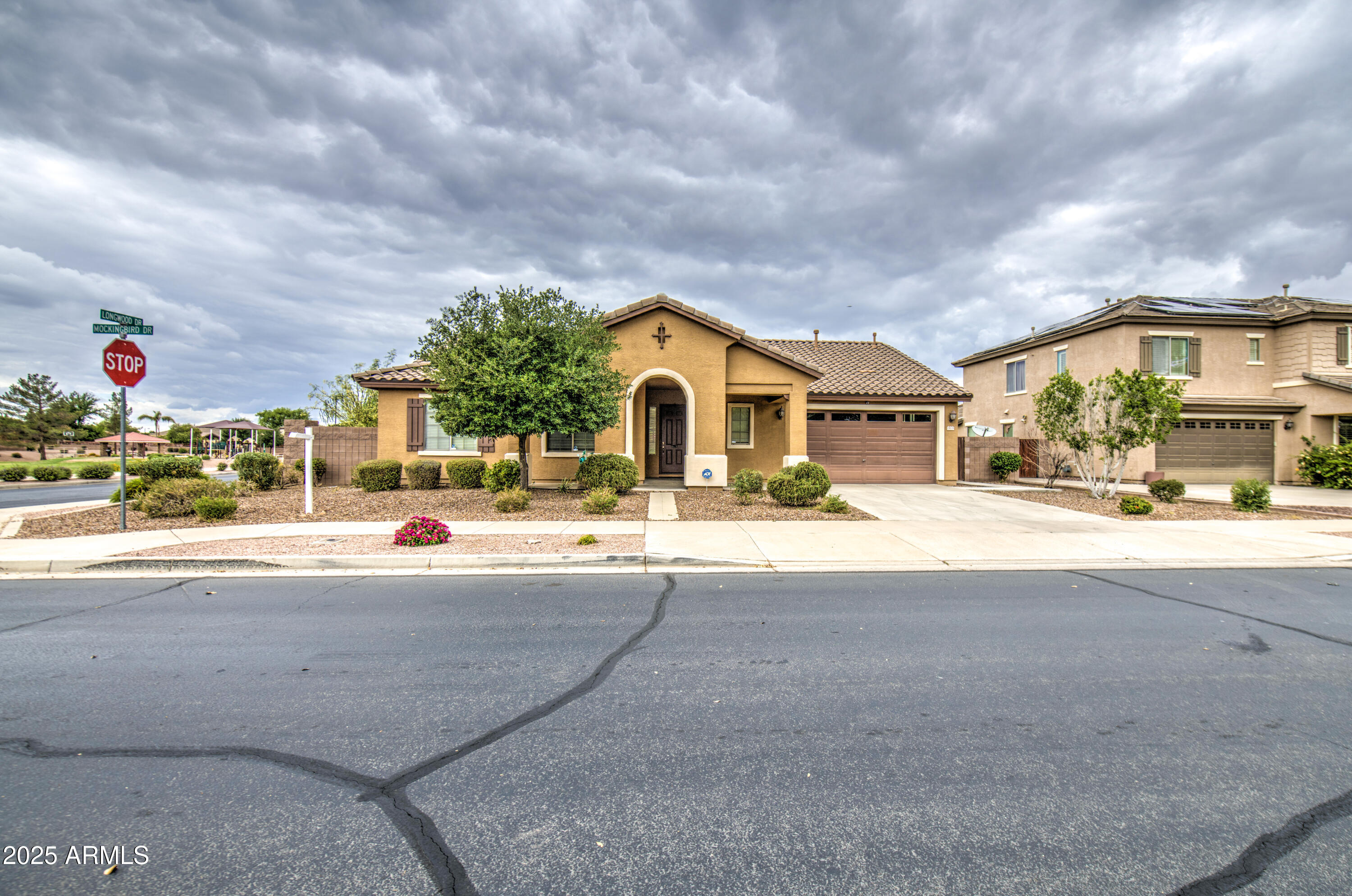 Homes 3 18618 E MOCKINGBIRD Drive