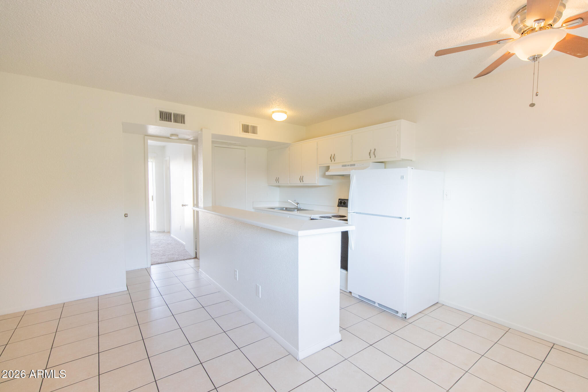 1722 E OCOTILLO Road 3