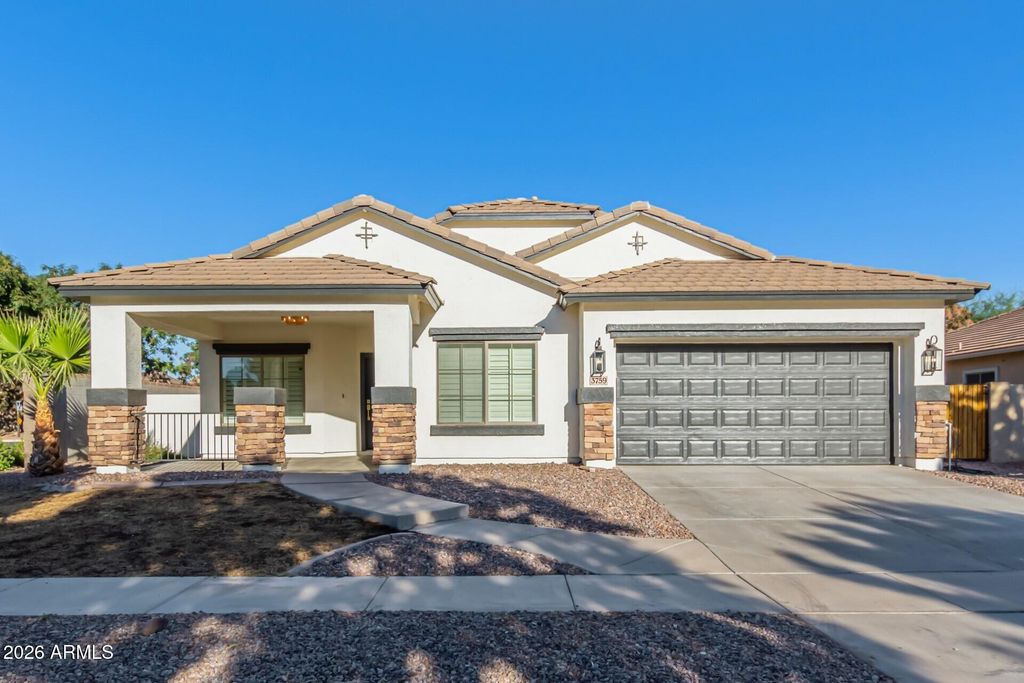 Photo of 3759 S Dew Drop Lane, Gilbert, AZ 85297 (MLS # 6987460)