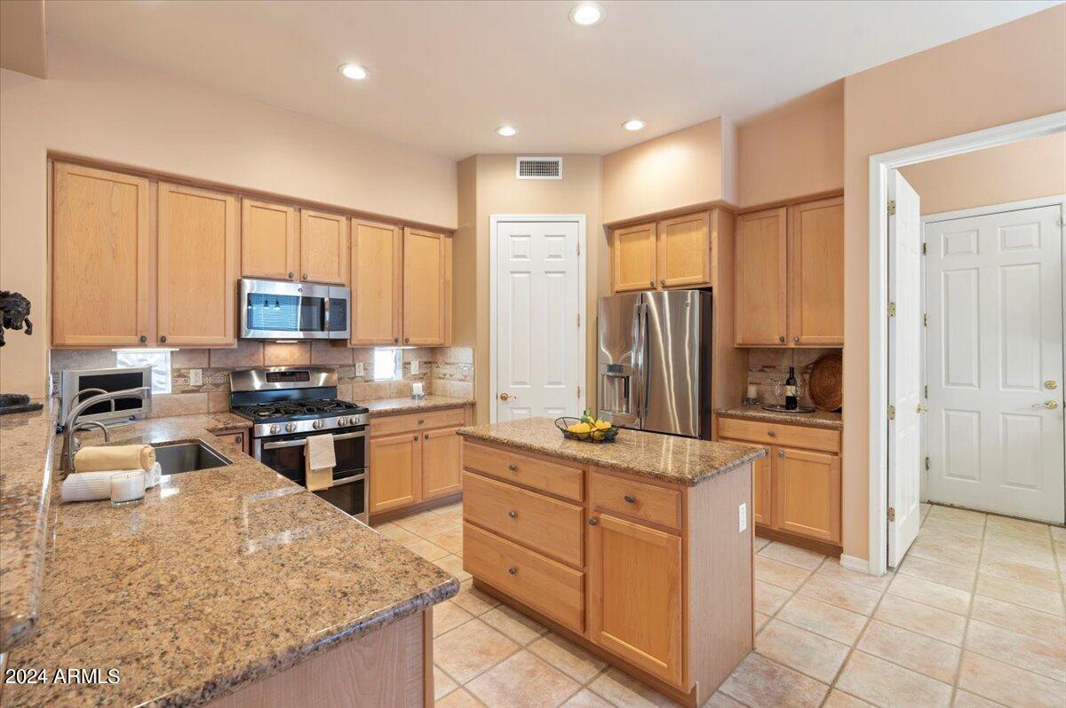 7473 E SOARING EAGLE Way