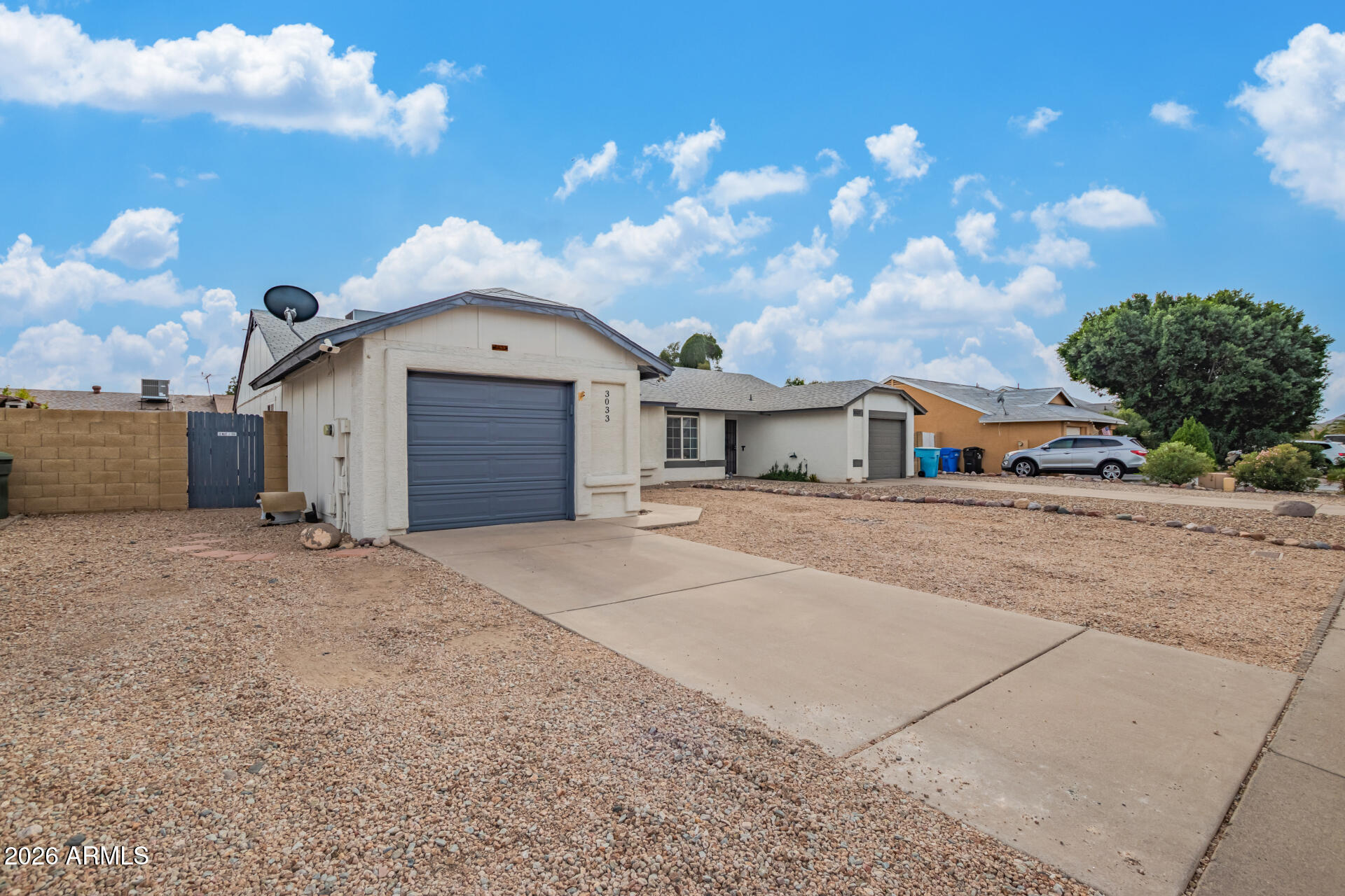 3033 W ROSE GARDEN Lane