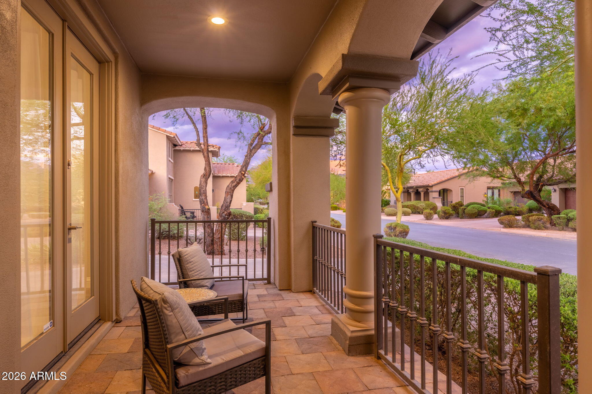 9214 E VIA DE VAQUERO Drive