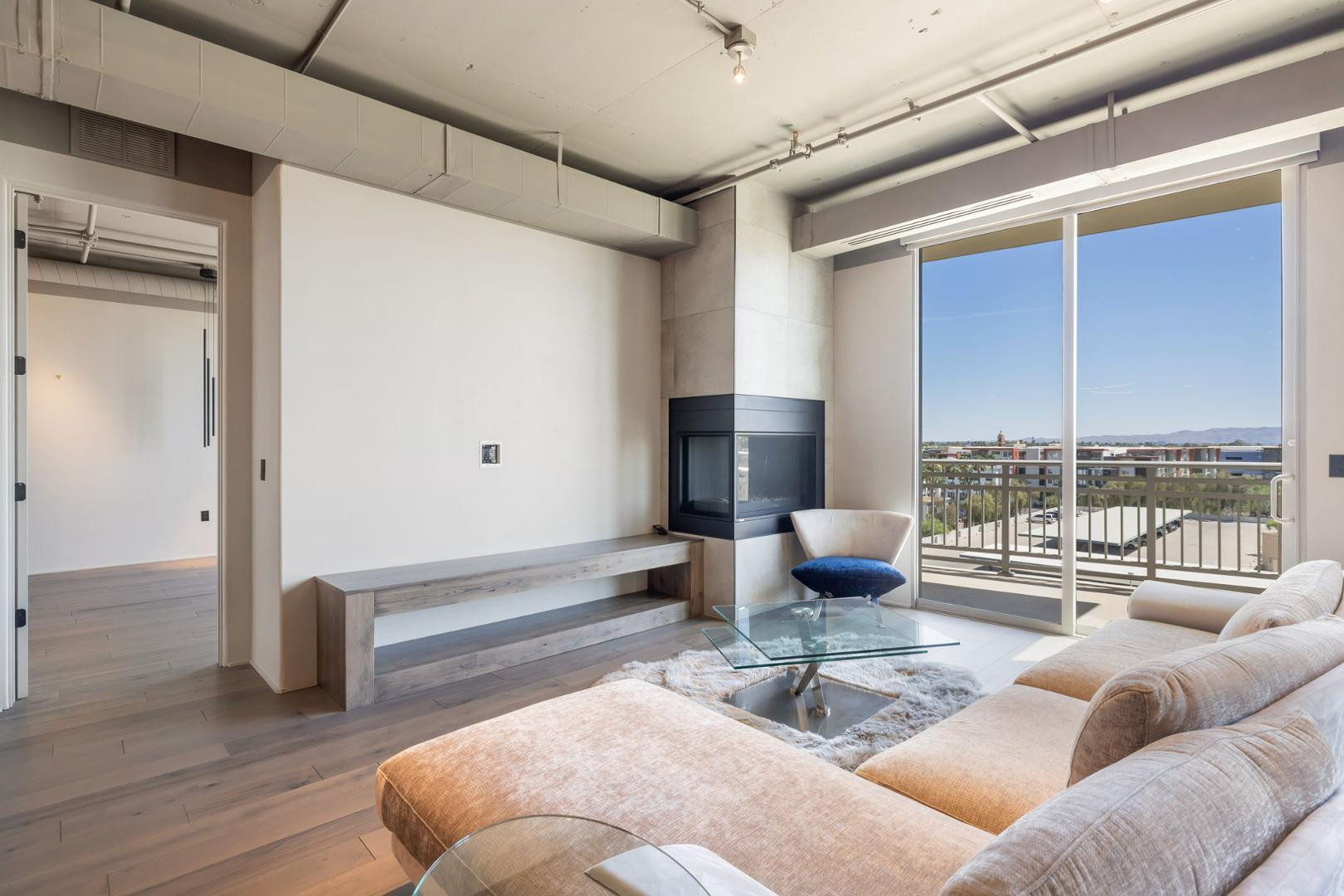 2211 E Camelback Road Unit 605