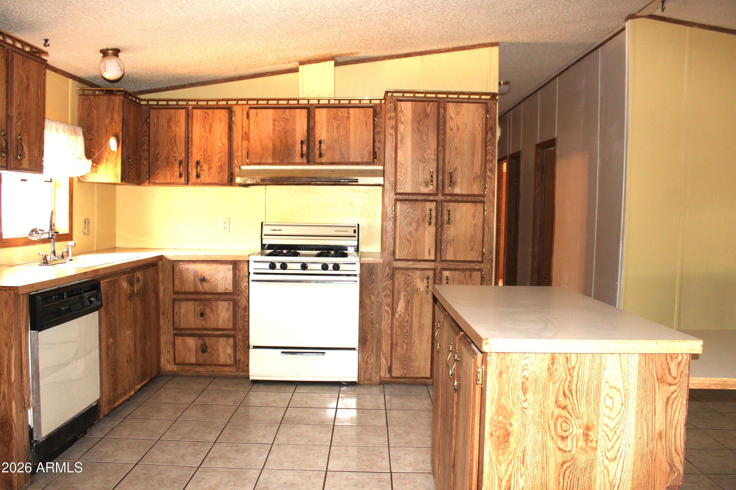 GREATER SAN PEDRO RANCHES - Residential