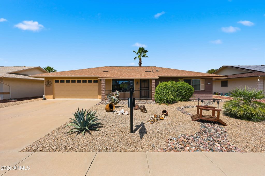 Photo of 12402 W Sonnet Drive, Sun City West, AZ 85375 (MLS # 6996053)