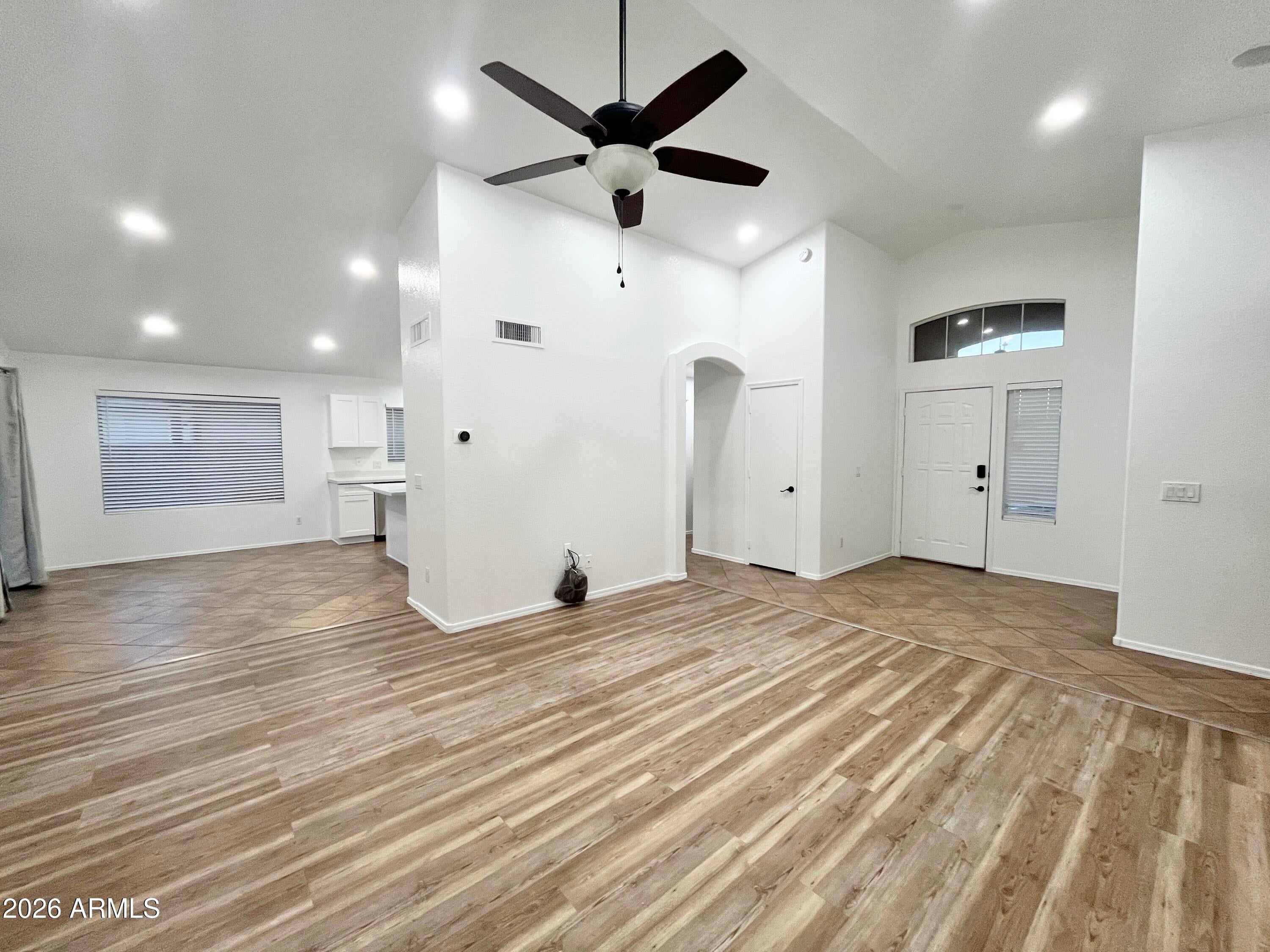 8565 W DENTON Lane
