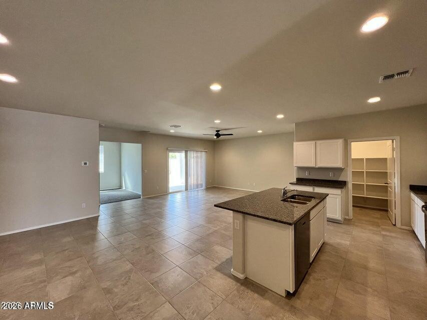 3449 N Encanto Street