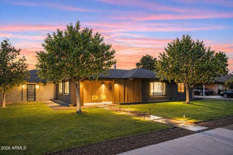 Photo of 3802 E Piccadilly Road, Phoenix, AZ 85018 (MLS # 7020414)