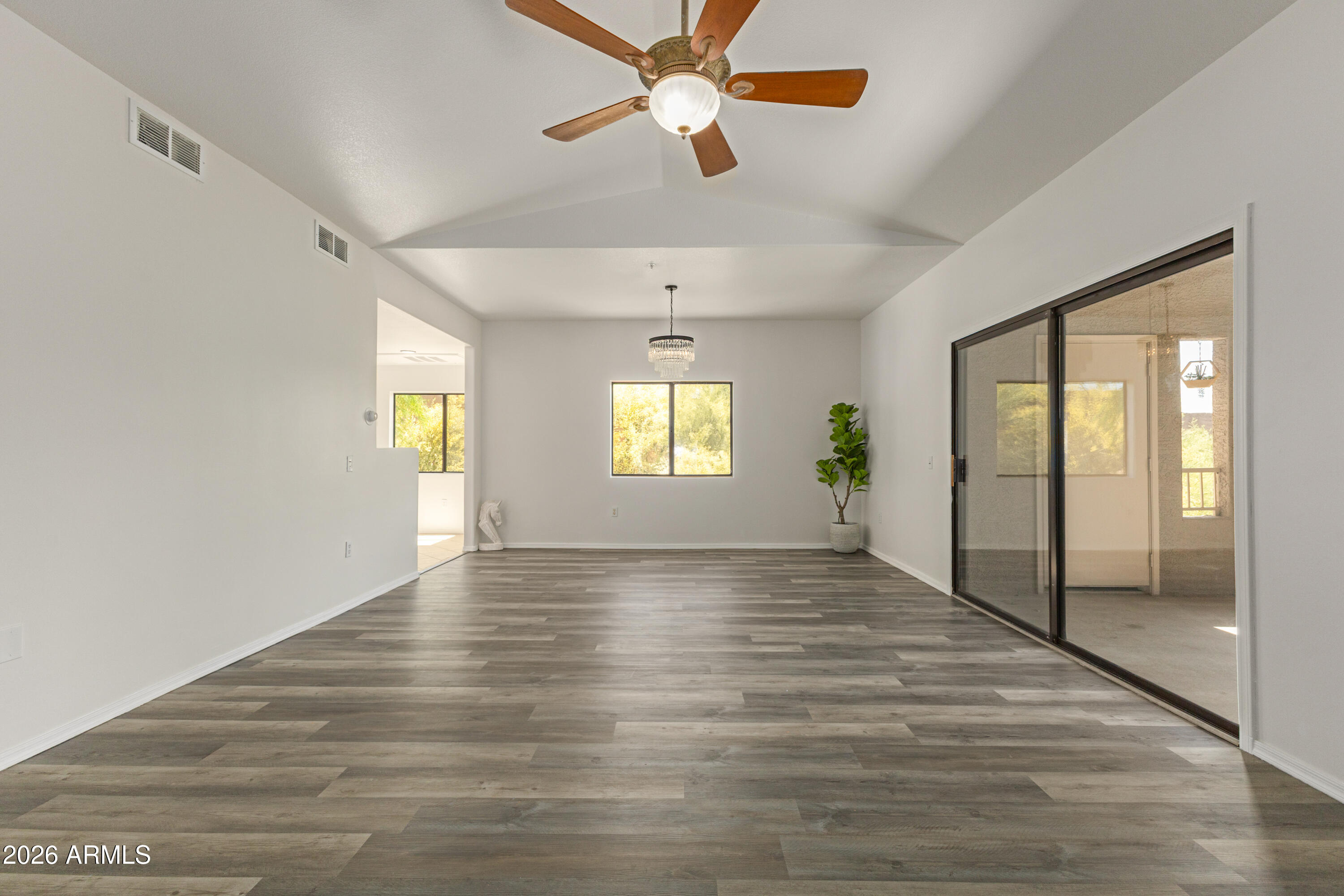 15225 N 100TH Street 2210