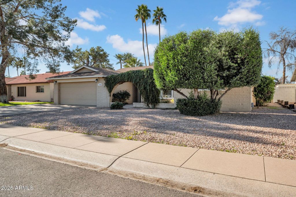 Photo of 7520 S Forest Avenue, Tempe, AZ 85283 (MLS # 6971295)