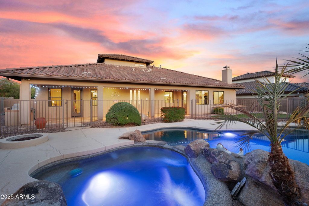 Photo of 246 N Aleppo Court, Litchfield Park, AZ 85340 (MLS # 6926524)