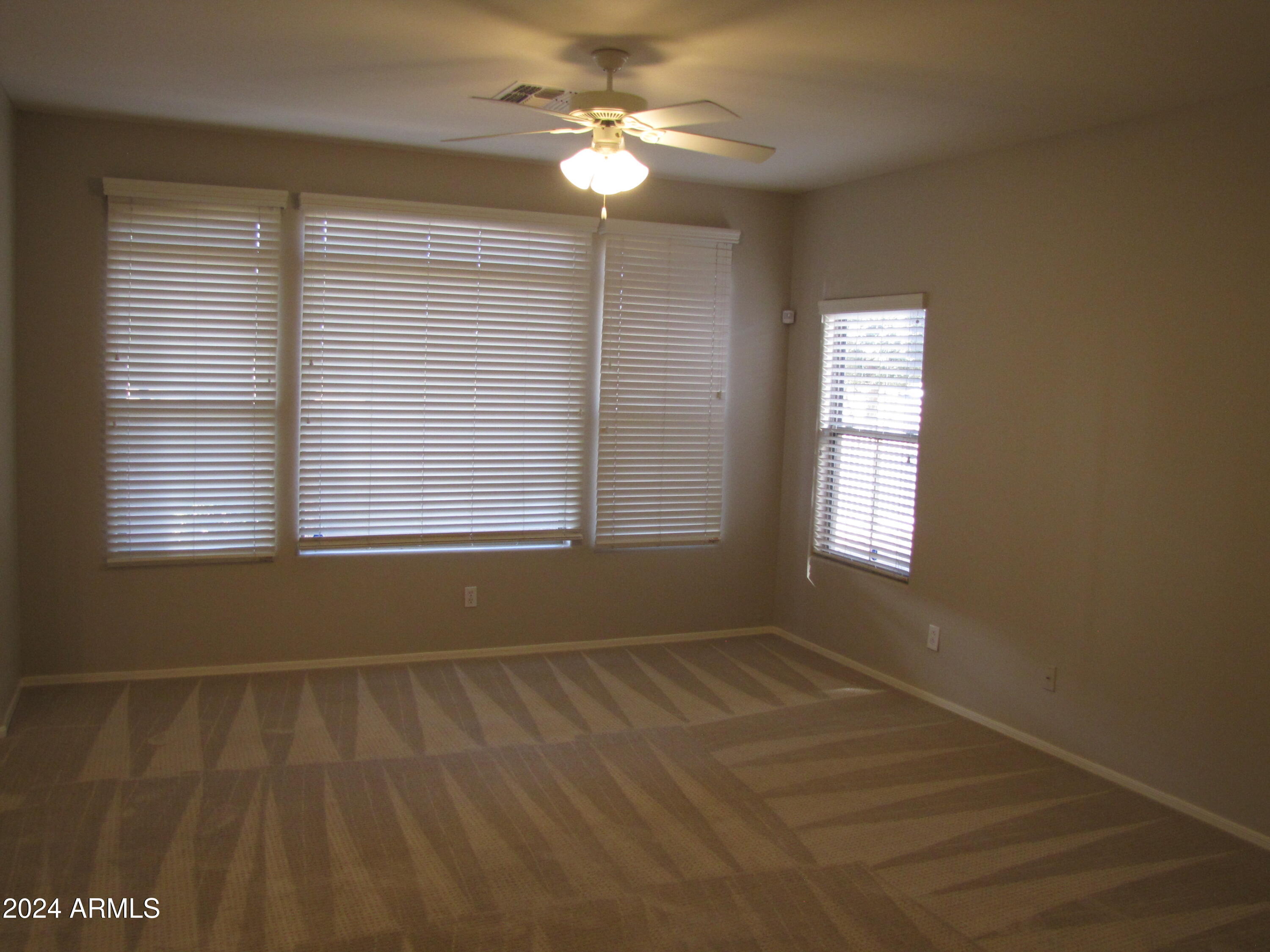 2600 E SPRINGFIELD Place 20