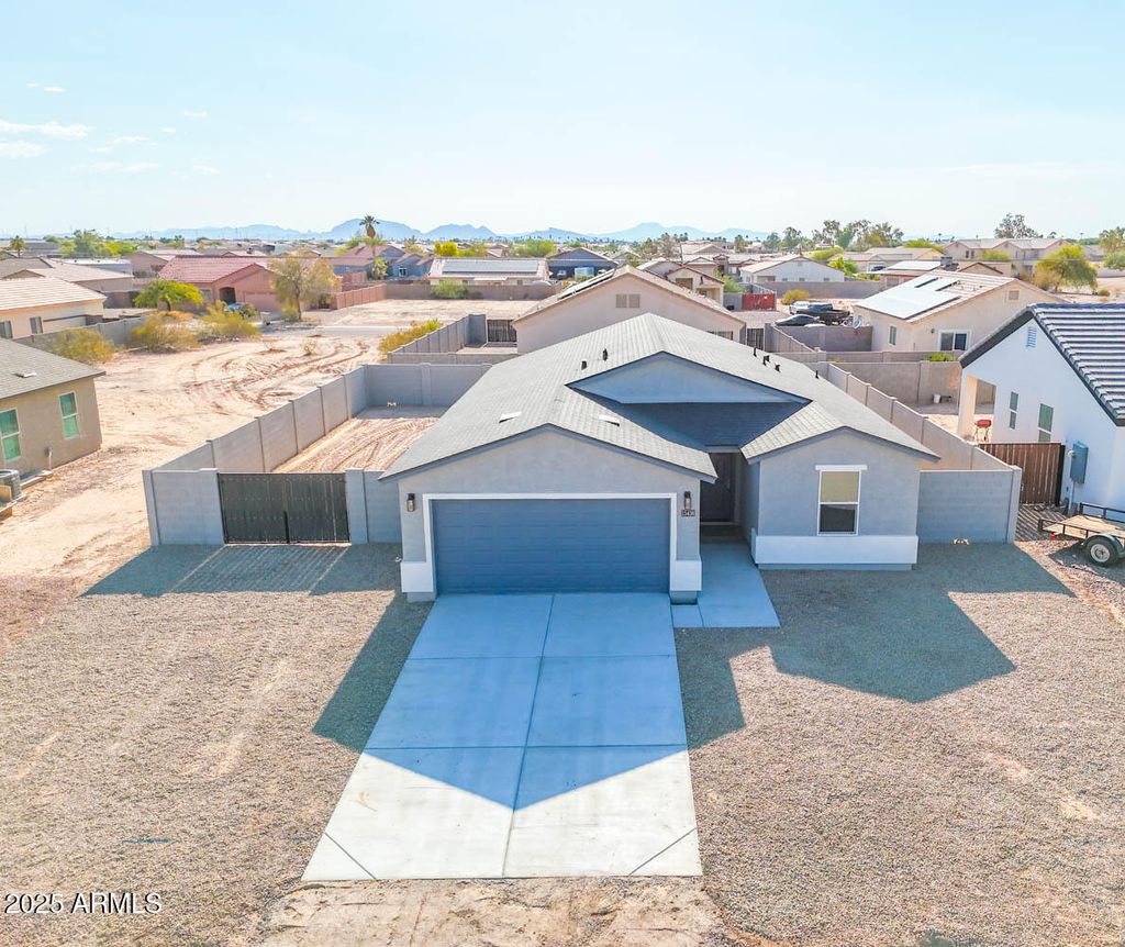 Photo of 15438 S Overfield Road, Arizona City, AZ 85123 (MLS # 6887527)