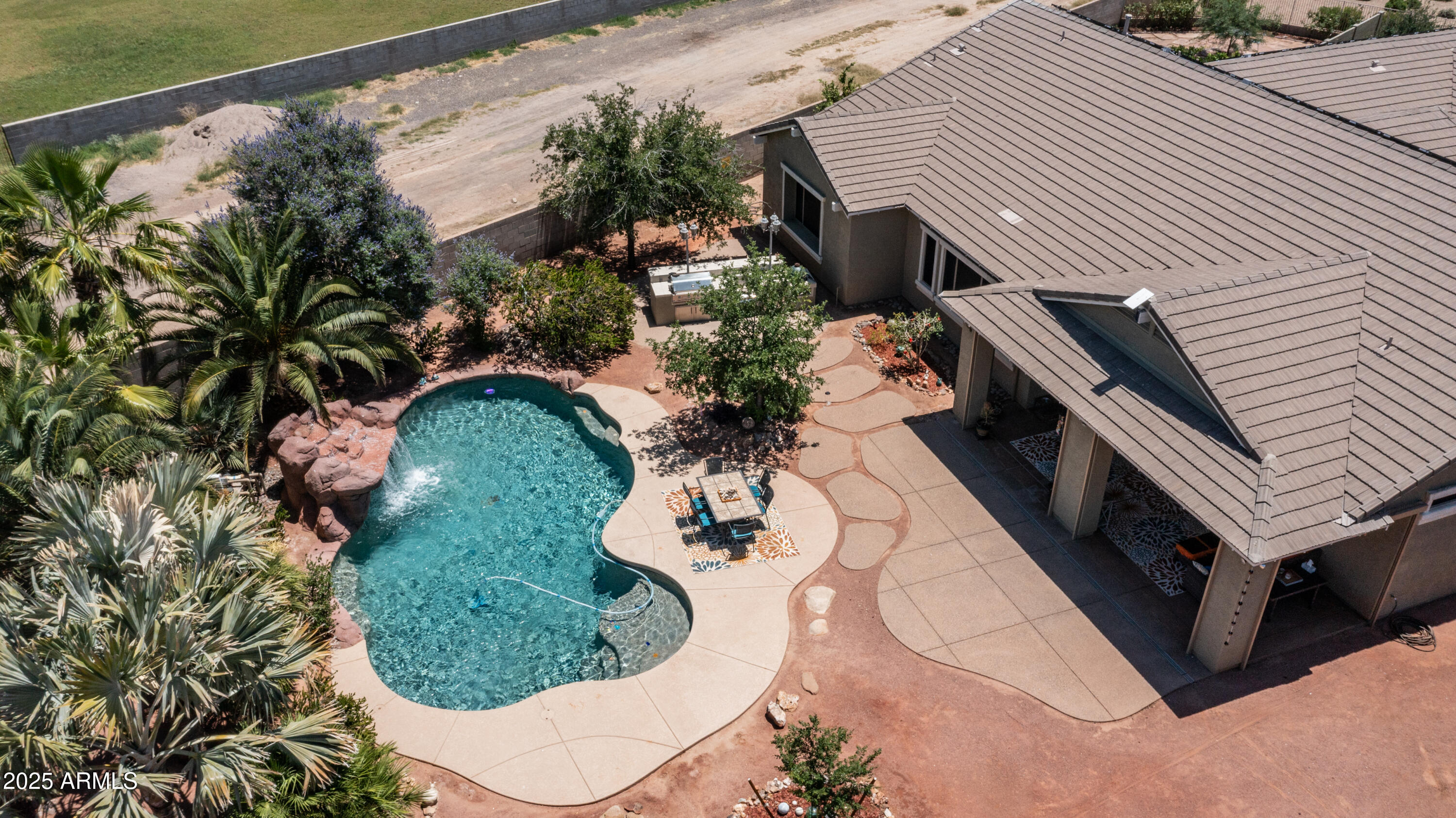 2101 S 167TH Drive